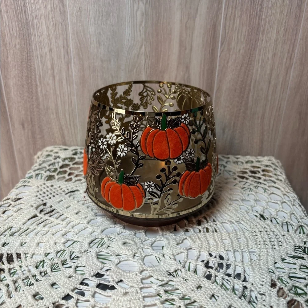 Bath & Body Works Gold Metal Autumn Fall Pumpkin 3 Wick Candle Holder - Picture 1 of 6